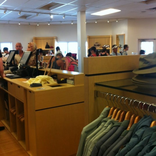 Burberry Outlet Design Studio in Michigan City