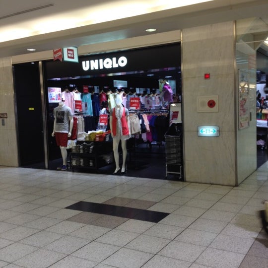 Photos At ユニクロ 黄金区 名古屋市 愛知県