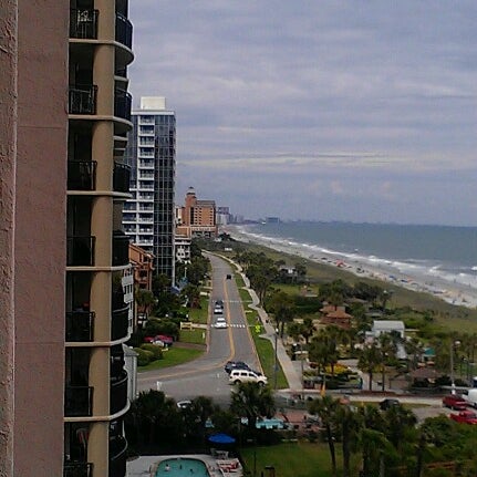 6/16/2012 tarihinde Emily R.ziyaretçi tarafından Beach Colony Resort'de çekilen fotoğraf
