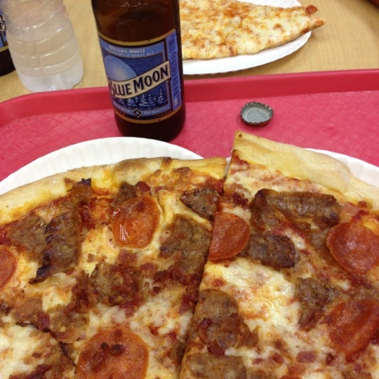 Photo taken at Ray&#39;s Famous Original Pizza by Kevin F. on 7/5/2012