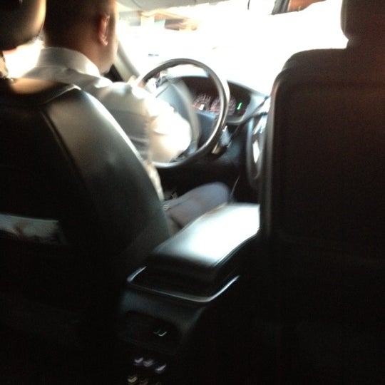 3/21/2012에 Paul G.님이 In An Uber에서 찍은 사진