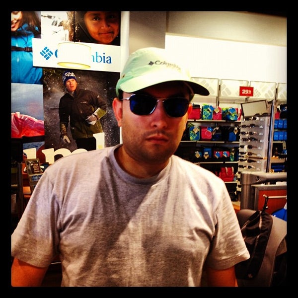 Photo taken at Columbia Sportswear by ǝ l i z a b ǝ t h on 5/28/2012