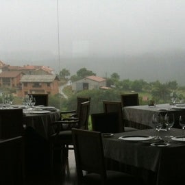 Foto diambil di Hotel - Restaurante Palacio de Luces oleh Denis P. pada 7/10/2012