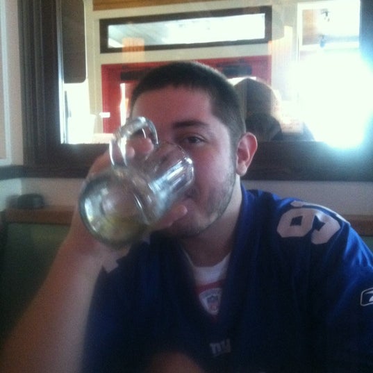 Photo taken at Chili&#39;s Grill &amp; Bar by Shawn F. on 4/15/2012