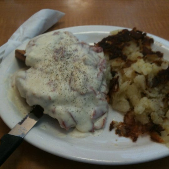 Photo taken at Baker&#39;s Diner by Jami R. on 6/16/2012