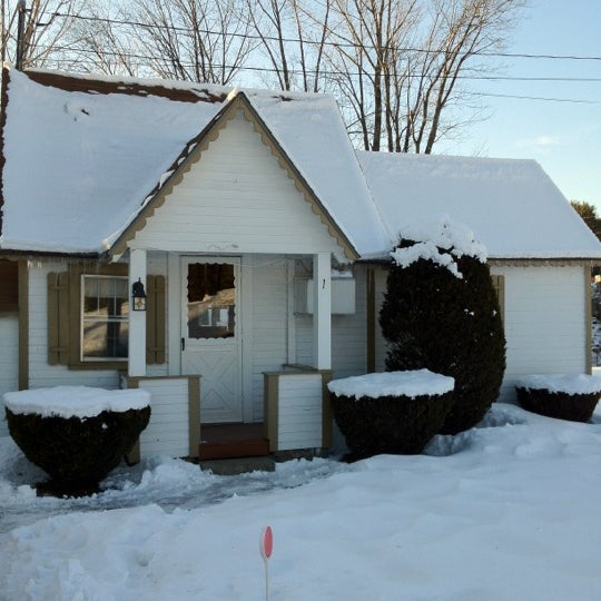 Photos At River Bank Motel Cabins 1 Tip