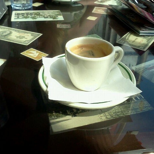 3/20/2012にKaci B.がDavid&#39;s Cafeで撮った写真