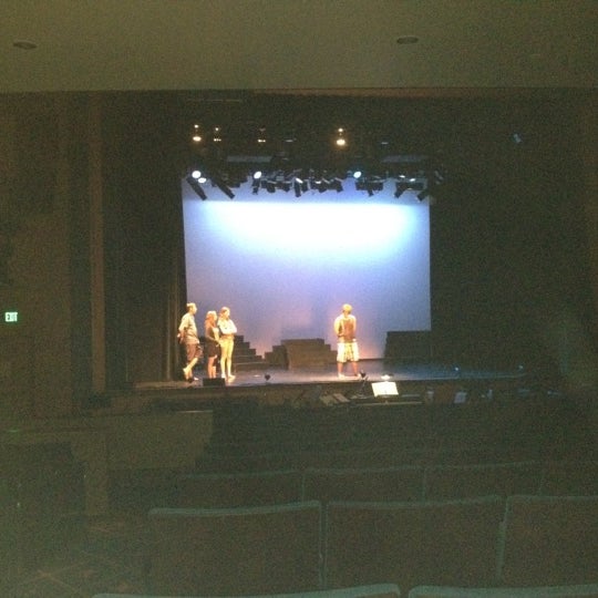 Foto diambil di The State Theatre oleh Richard B. pada 5/6/2012