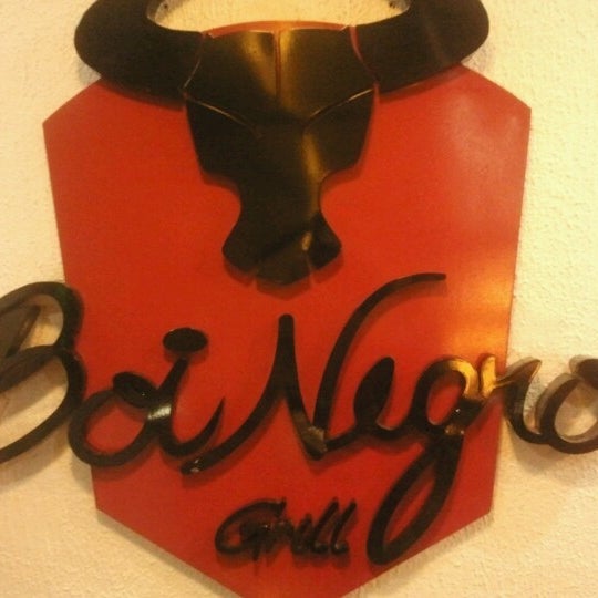 รูปภาพถ่ายที่ Boi Negro Grill โดย Hellen M. เมื่อ 7/25/2012