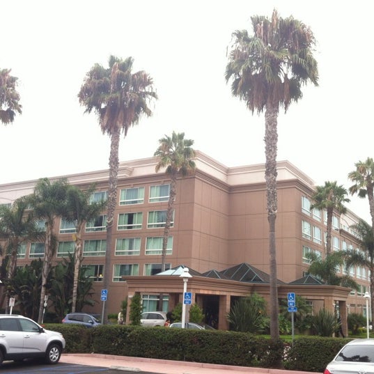 Photo taken at DoubleTree by Hilton by Lucas H. on 8/25/2012