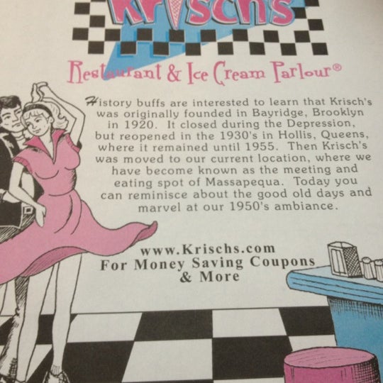 Снимок сделан в Krisch&#39;s Restaurant &amp; Ice Cream Parlour пользователем Leslie Z. 7/22/2012