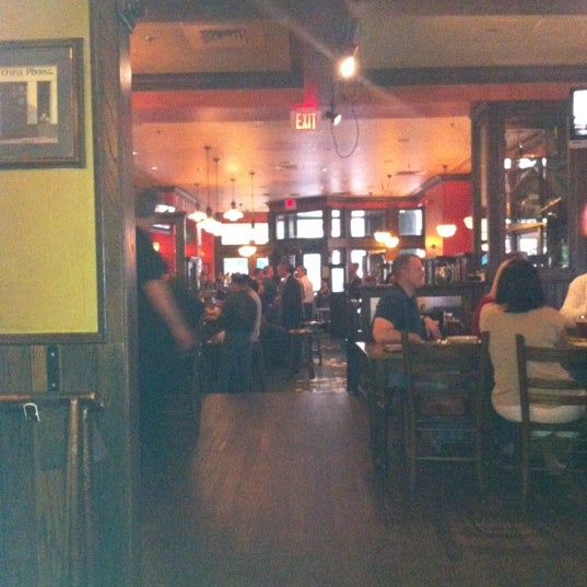 Foto tirada no(a) Siné Irish Pub &amp; Restaurant por Publio M. em 4/20/2012