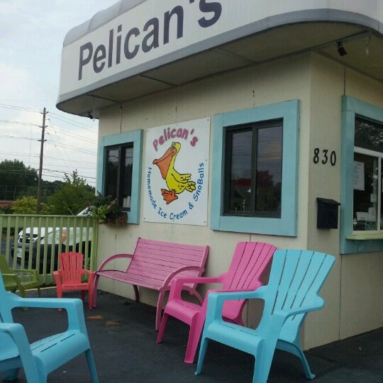 7/4/2012 tarihinde Shannon S.ziyaretçi tarafından Pelican&#39;s SnoBalls'de çekilen fotoğraf