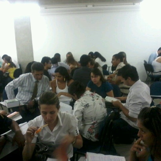 Снимок сделан в Universidade de Cuiabá - UNIC Beira Rio I пользователем Graziella A. 6/21/2012