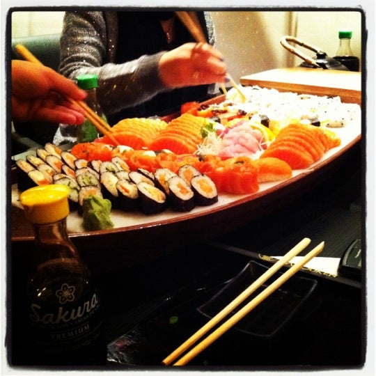 Снимок сделан в Hadouken Sushi Bar пользователем Juliano D. 8/5/2012