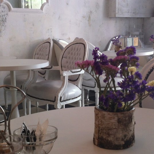 Photo taken at Hortensia Restaurant by Esther on 5/25/2012
