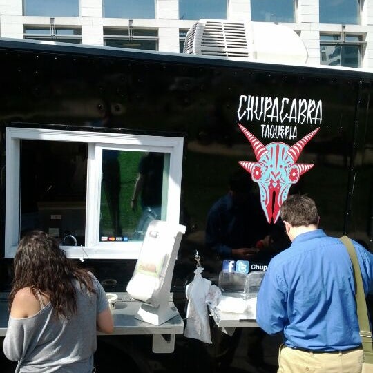 3/14/2012에 Steve R.님이 Chupacabra Food Truck에서 찍은 사진