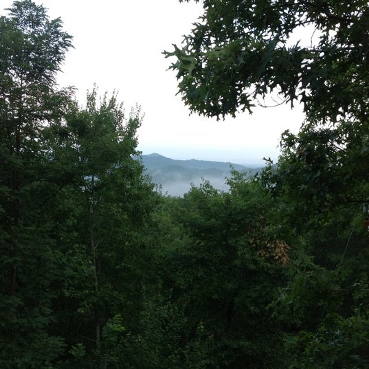 Mountain Majesty Cabin Resort In Sevierville