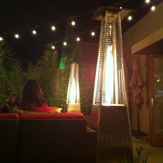 Das Foto wurde bei 1313 Main - Restaurant and Wine Bar von Inga C. am 6/23/2012 aufgenommen
