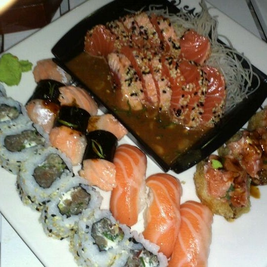Foto scattata a Bar do Japonês da Japa sushi B. il 4/29/2012