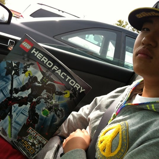 Photos at Toys"R"Us Willowbrook Langley, BC