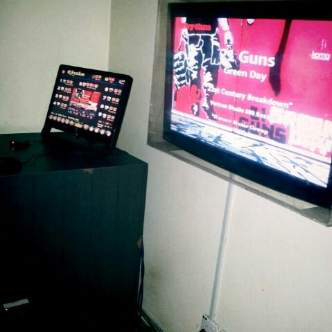 Star box karaoke ул артема 140 фото