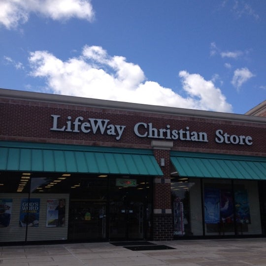 lifeway-christian-store-2-tips-from-193-visitors