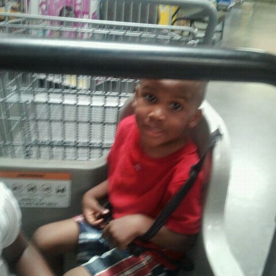 Walmart Supercenter 1806 Julia St