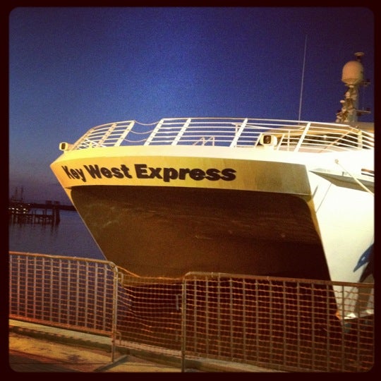 4/9/2012 tarihinde Tatiana W.ziyaretçi tarafından Key West Express'de çekilen fotoğraf
