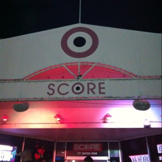 Foto tomada en Score Bar  por Daniel R. el 2/15/2012