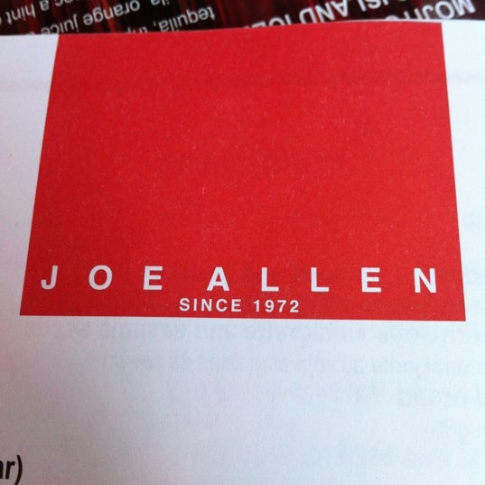 รูปภาพถ่ายที่ Joe Allen โดย Maxime G. เมื่อ 5/12/2012