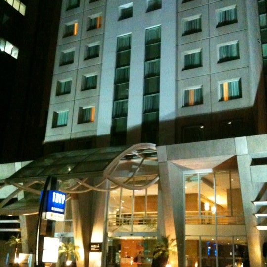 Photo taken at TRYP São Paulo Berrini Hotel by 𝓓𝓲𝓮𝓰𝓸 . on 4/3/2012