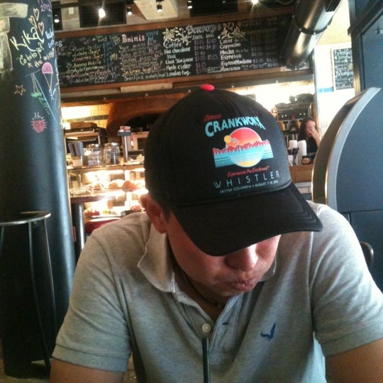 Photo prise au Hot Buns Bakery par YoungYong le8/17/2012