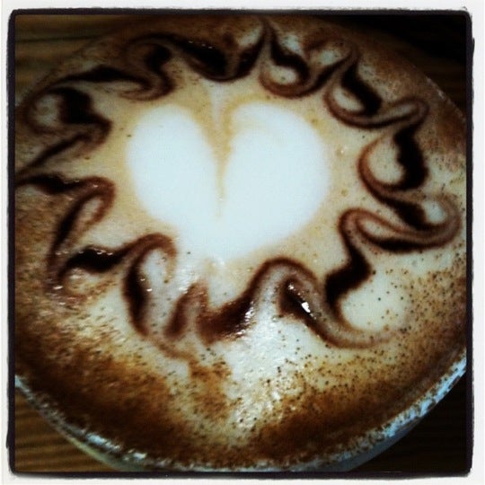 9/4/2012にLuzmaがCoco Caféで撮った写真