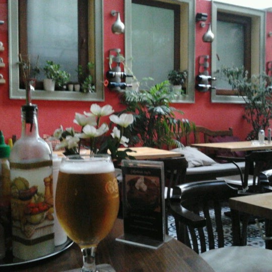 7/5/2012 tarihinde Sevil Y.ziyaretçi tarafından Mila Cafe &amp; Bar &amp; Rest'de çekilen fotoğraf