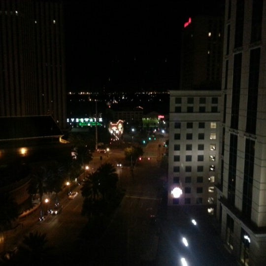 Das Foto wurde bei Loews New Orleans Hotel von Czar C. am 8/15/2012 aufgenommen