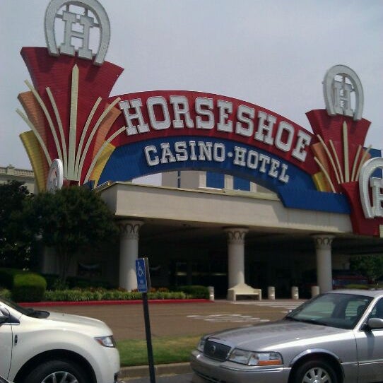 Photo taken at Horseshoe Casino and Hotel by Amanda R. on 5/30/2012