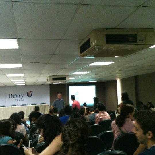 Das Foto wurde bei Faculdade Boa Viagem von Andreia P. am 6/16/2012 aufgenommen