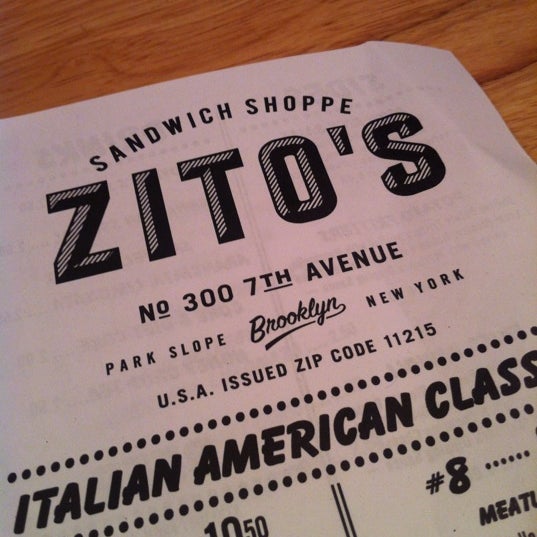 8/1/2012 tarihinde Rachel J.ziyaretçi tarafından Zito&#39;s Sandwich Shoppe'de çekilen fotoğraf