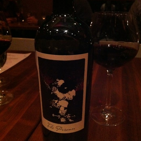 2/11/2012にEric G.がIndulge Bistro &amp; Wine Barで撮った写真