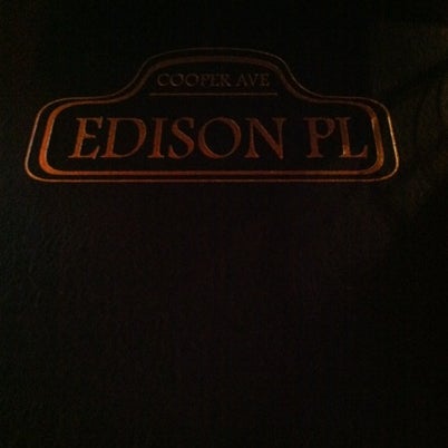 Foto tirada no(a) Edison Place por Lori M. em 9/2/2012