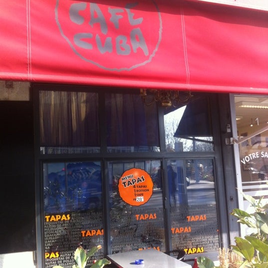 รูปภาพถ่ายที่ Café Cuba โดย Marius เมื่อ 3/16/2012