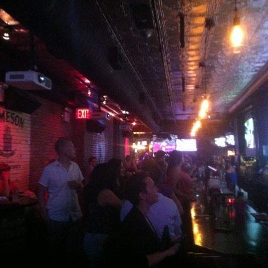 8/8/2012にAndy S.がMercury Barで撮った写真