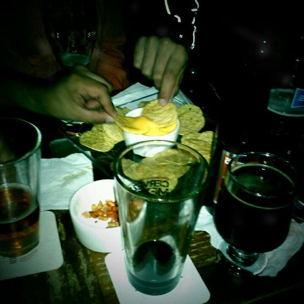 Photo taken at The BeerBox Metepec by Ricardo G. on 4/28/2012