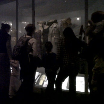 3/30/2012 tarihinde Tad C.ziyaretçi tarafından The First Ladies Exhibition'de çekilen fotoğraf