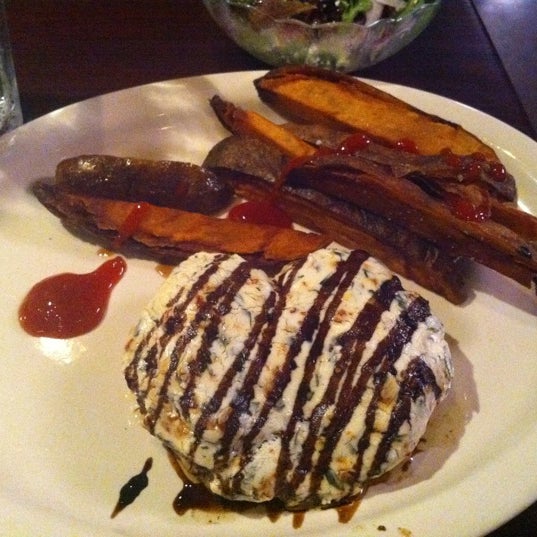Photo taken at Rivals Steak House by Jey D. on 6/13/2012