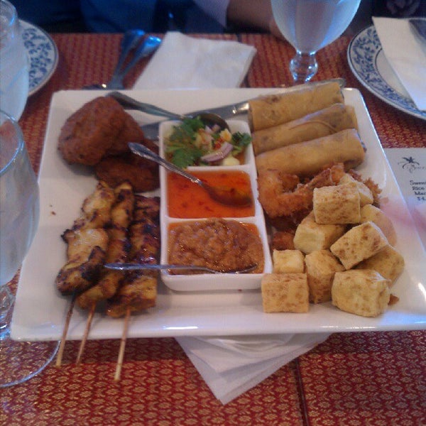 CoCurry Thai Cuisine Thai Restaurant in Newark