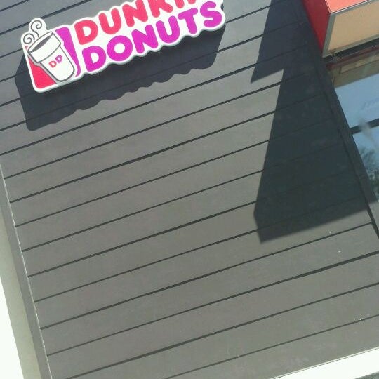 Dunkin - 도넛 전문점에서의 사진