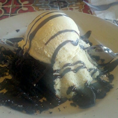 Photo taken at Chili&#39;s Grill &amp; Bar by Jasmine M. on 8/31/2012