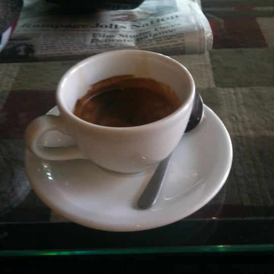 รูปภาพถ่ายที่ Coffee Chaos โดย talays เมื่อ 7/21/2012